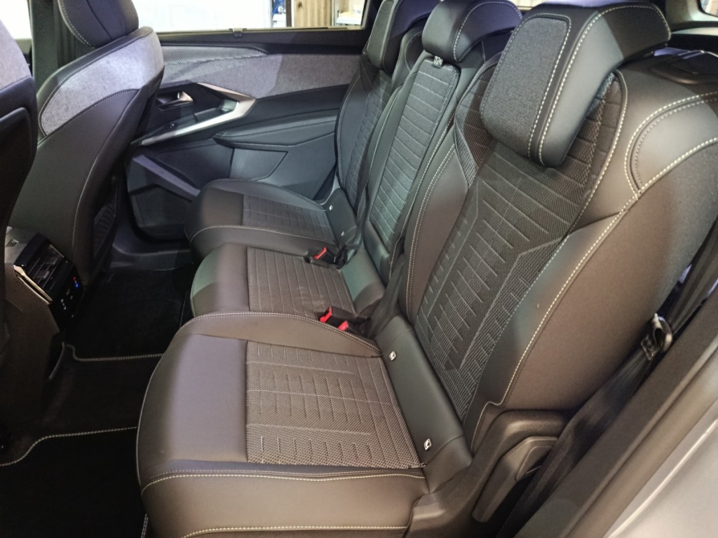 PEUGEOT 5008 1.6 PHEV 195 E-DCS7 GT - ref: 13-4215700 - Photo 11