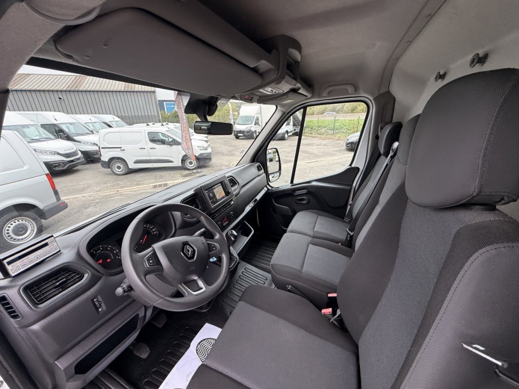 RENAULT Master FG Tr GCF F3500 L2H2 Energy dCi 150 - ref: 13-4225379 - Photo 14