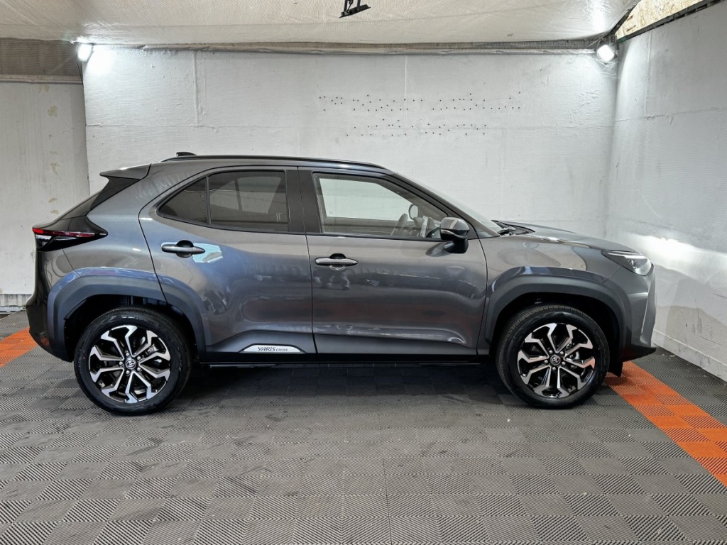 TOYOTA Yaris Cross 1.5 HYBRID 130H DESIGN AUTO - ref: 13-4227002 - Photo 3