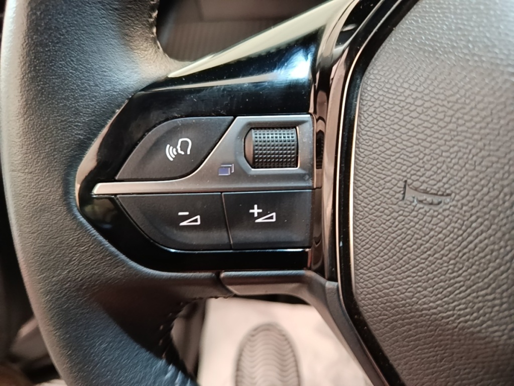 PEUGEOT e-2008 (2) ELECTRIQUE ALLURE PACK - ref: 13-4234831 - Photo 16