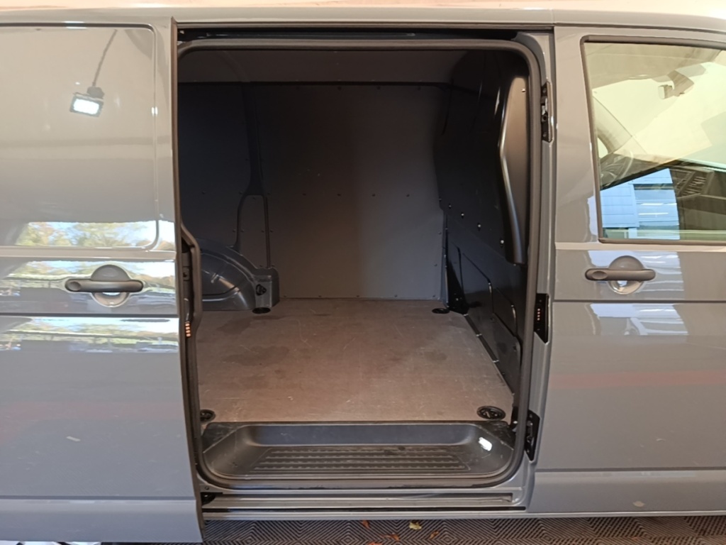 VOLKSWAGEN Transporter 2.0 TDi 150 DSG7 L1H1 Business - ref: 13-4241475 - Photo 9