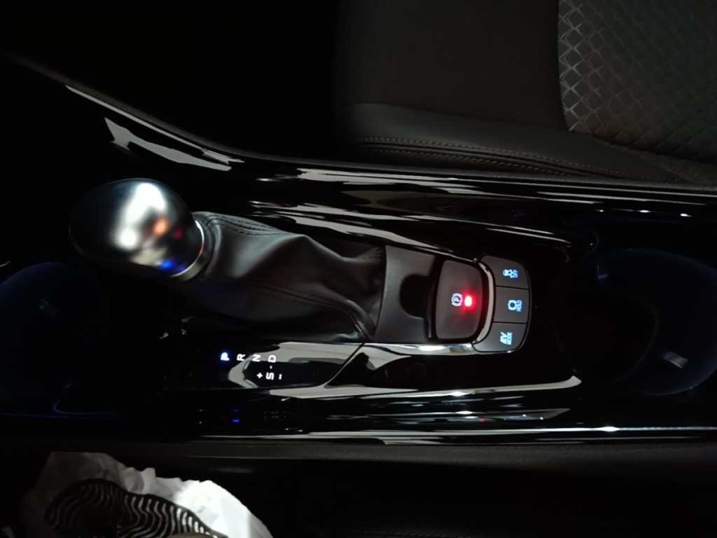 TOYOTA C-HR 2.0 Hybride 184 Design - ref: 13-4247812 - Photo 15