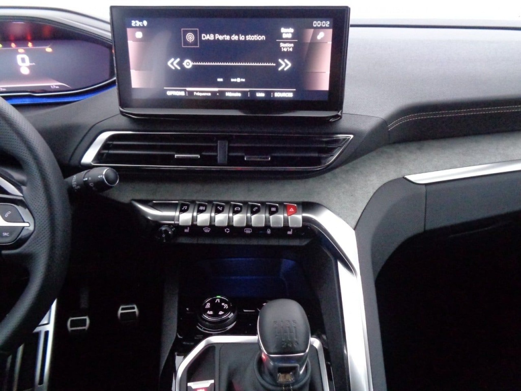 PEUGEOT 3008 1.2 PURETECH 130CH GT - ref: 2-674770 - Photo 20