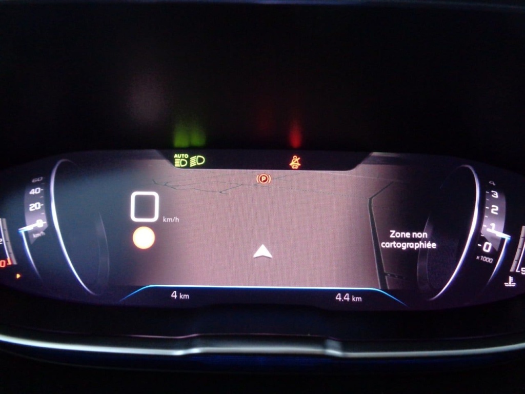 PEUGEOT 3008 1.2 PURETECH 130CH ALLURE - ref: 2-675348 - Photo 4