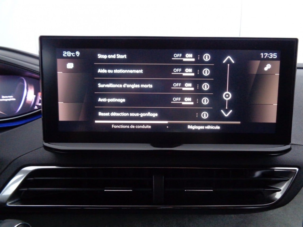PEUGEOT 3008 1.2 PURETECH 130CH EAT8 GT - ref: 2-675385 - Photo 2