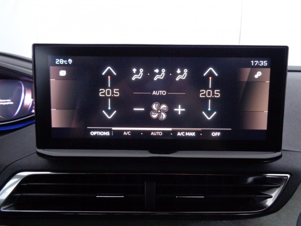 PEUGEOT 3008 1.2 PURETECH 130CH EAT8 GT - ref: 2-675385 - Photo 4