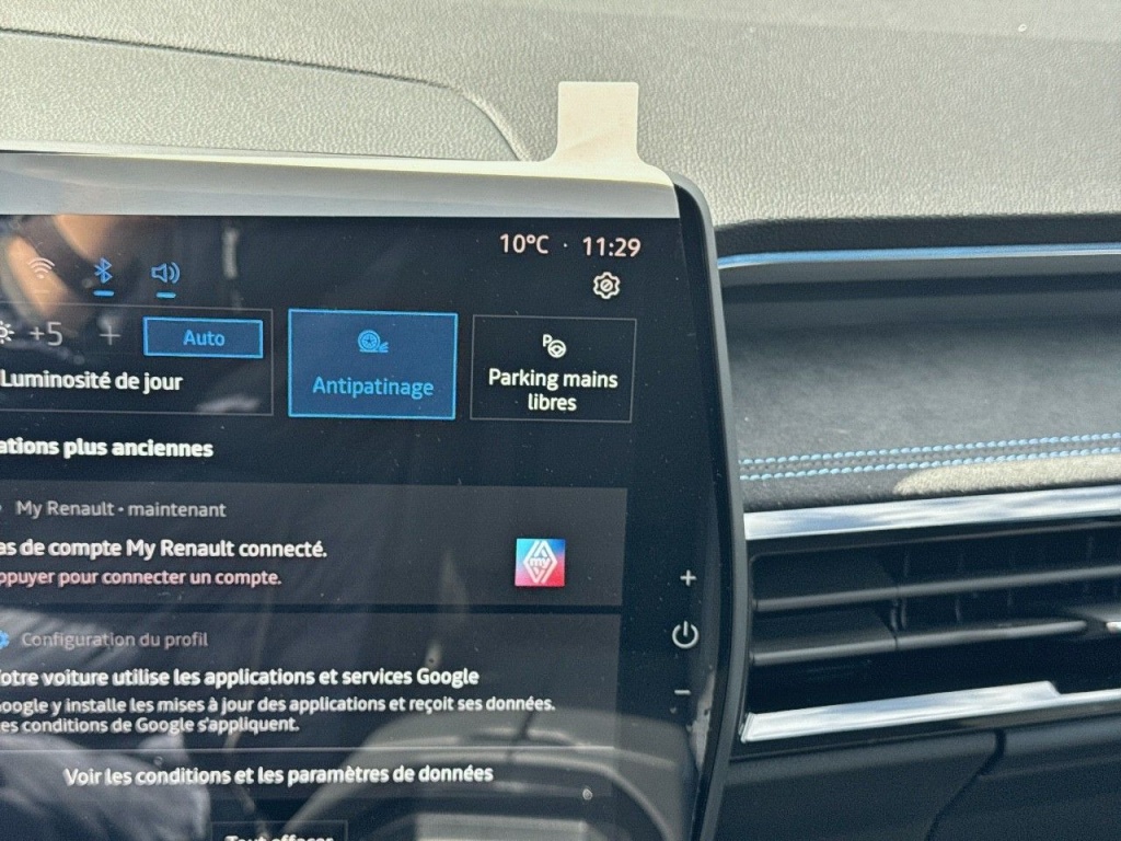 RENAULT Austral 1.2E-TECH F.HYBRID 200ICONIC ESPRIT A - ref: 2-765943 - Photo 15