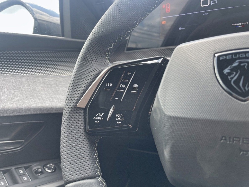 PEUGEOT 5008 1.2 HYBRID 145CH E-DCS6 GT - ref: 2-766271 - Photo 14