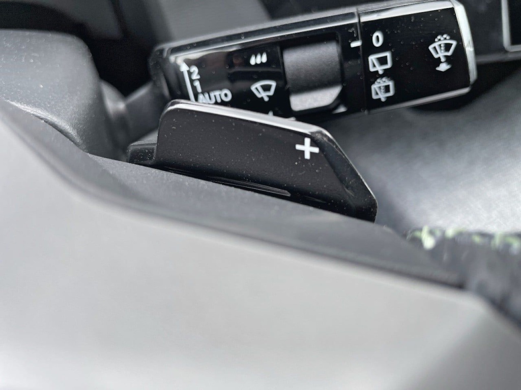 PEUGEOT 5008 1.2 HYBRID 145CH E-DCS6 GT - ref: 2-766274 - Photo 18
