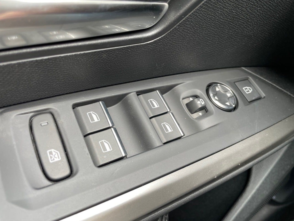 PEUGEOT 5008 1.2 HYBRID 145CH E-DCS6 GT - ref: 2-766274 - Photo 20
