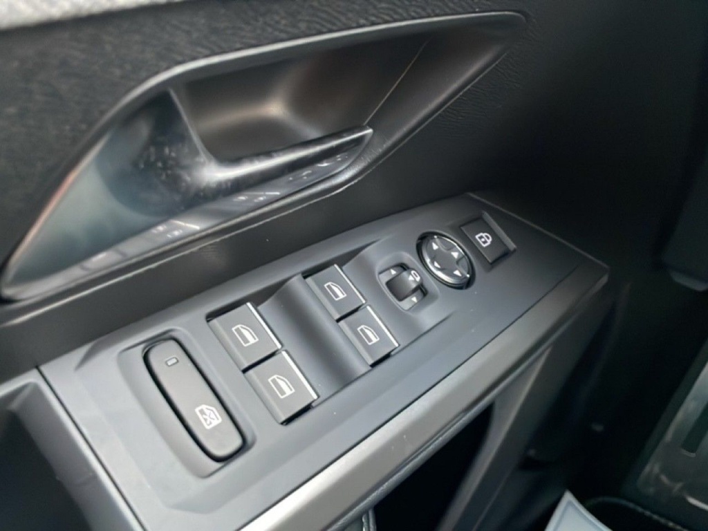 PEUGEOT 5008 1.2 HYBRID 145CH E-DCS6 GT - ref: 2-766276 - Photo 17