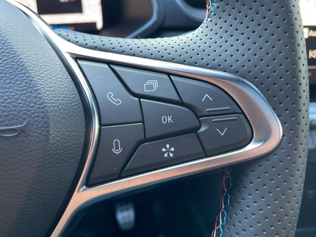 RENAULT Captur 1.6  E-TECH F.HYBRID 145 ESPRIT ALPINE - ref: 2-776496 - Photo 17