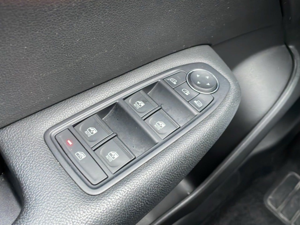 RENAULT Arkana 1.3 MILD HYBRID 140CH EDC EVOLUTION - ref: 2-789940 - Photo 18