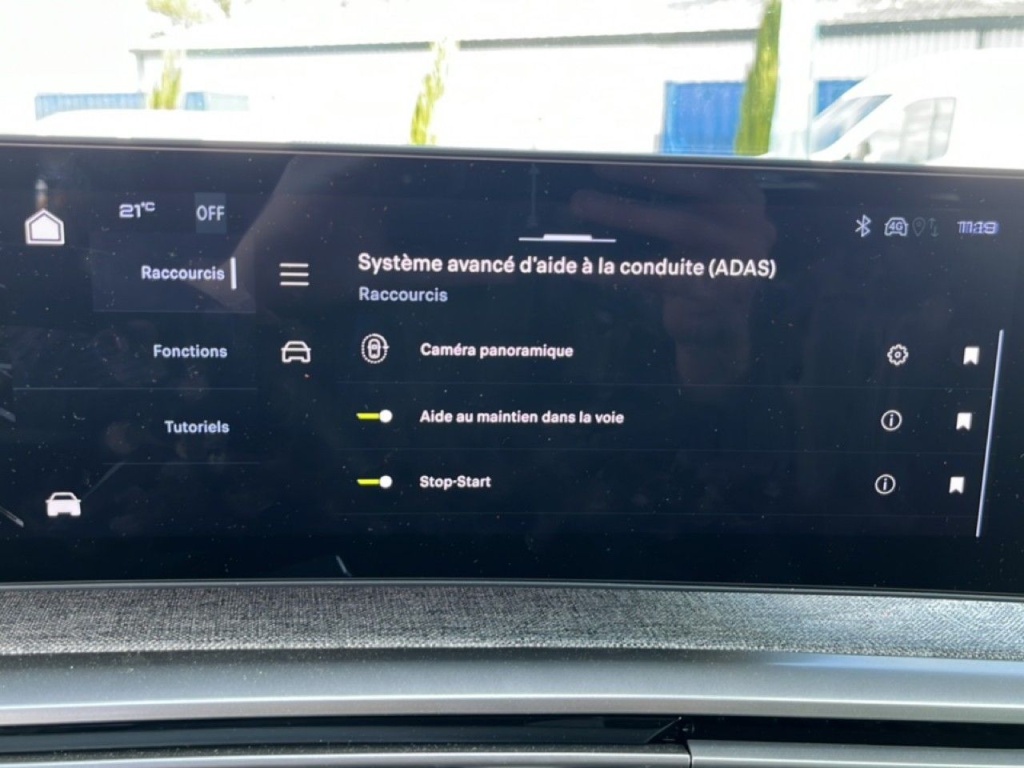 PEUGEOT 5008 1.2 HYBRID 145CH E-DCS6 ALLURE - ref: 2-808660 - Photo 20