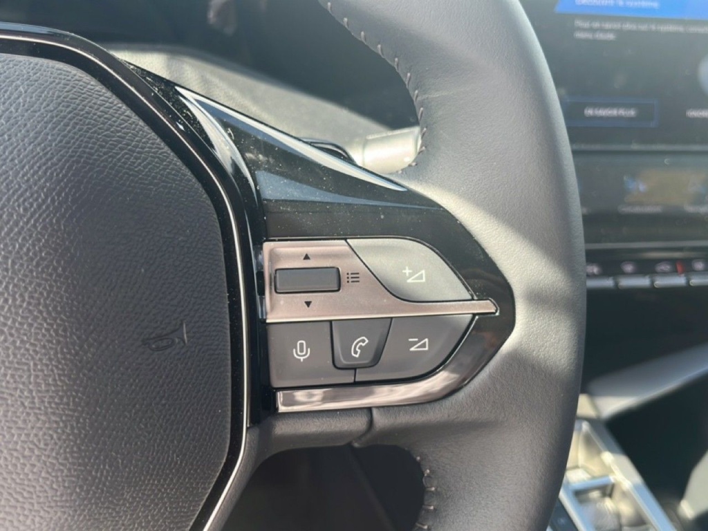 PEUGEOT 308 HYBRID 145CH E-DCS6 ALLURE - ref: 2-818881 - Photo 13