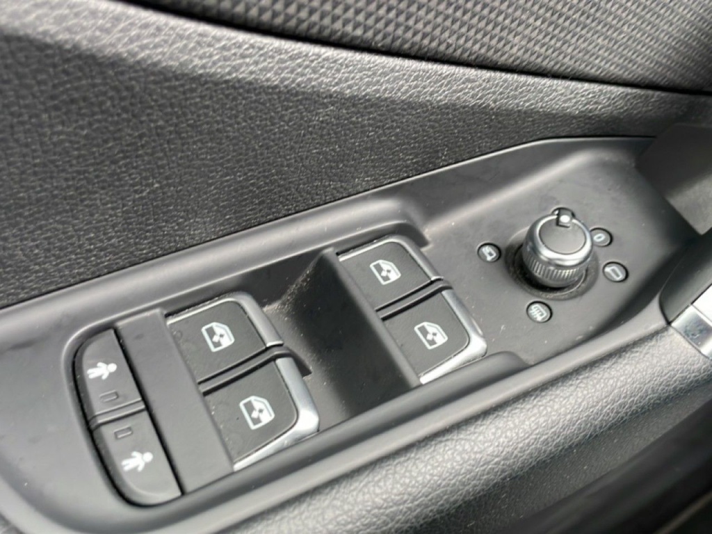 AUDI Q2 35 2.0 TDI 150CH S-TRONIC7 S-LINE - ref: 2-822056 - Photo 19
