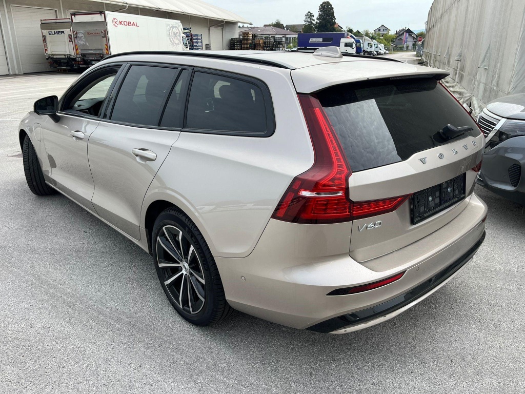 VOLVO V60 Ultimate Dark T6 pHEV 350HP AWD Geartronic  - ref: 4-132268 - Photo 6