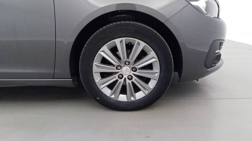 PEUGEOT 308 Allure Pack ESSENCE 110 ALLURE PACK +GPS +PDC AR/AV - ref: 5-1305857 - Photo 11