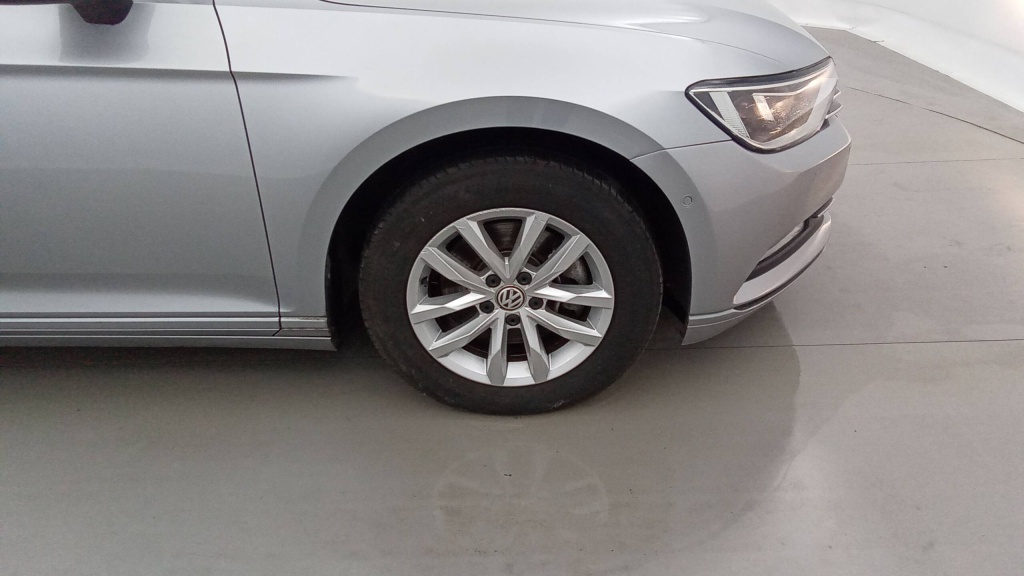 VOLKSWAGEN Passat Confortline 2.0 TDI 150 DSG7 CONFORTLINE +GPS +CAMERA - ref: 5-1371645 - Photo 11