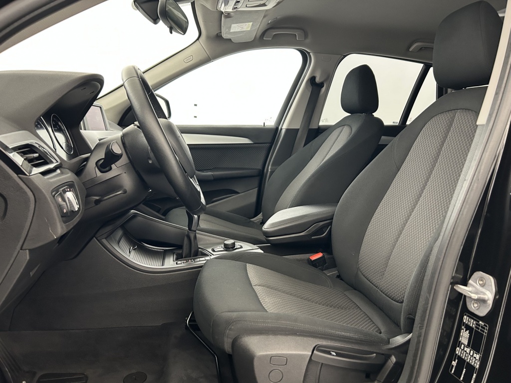 BMW X1 Lounge sDrive 18i 140 ch - ref: 6-2971x210148 - Photo 13