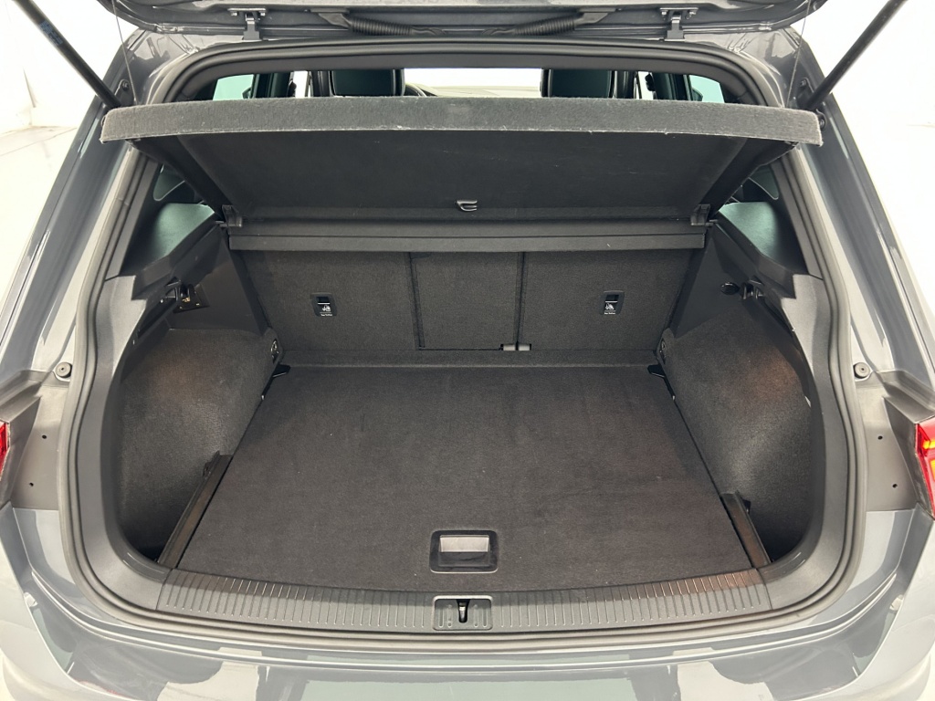 VOLKSWAGEN Tiguan Life 1.5 TSI 150 - ref: 6-2971x250850 - Photo 9