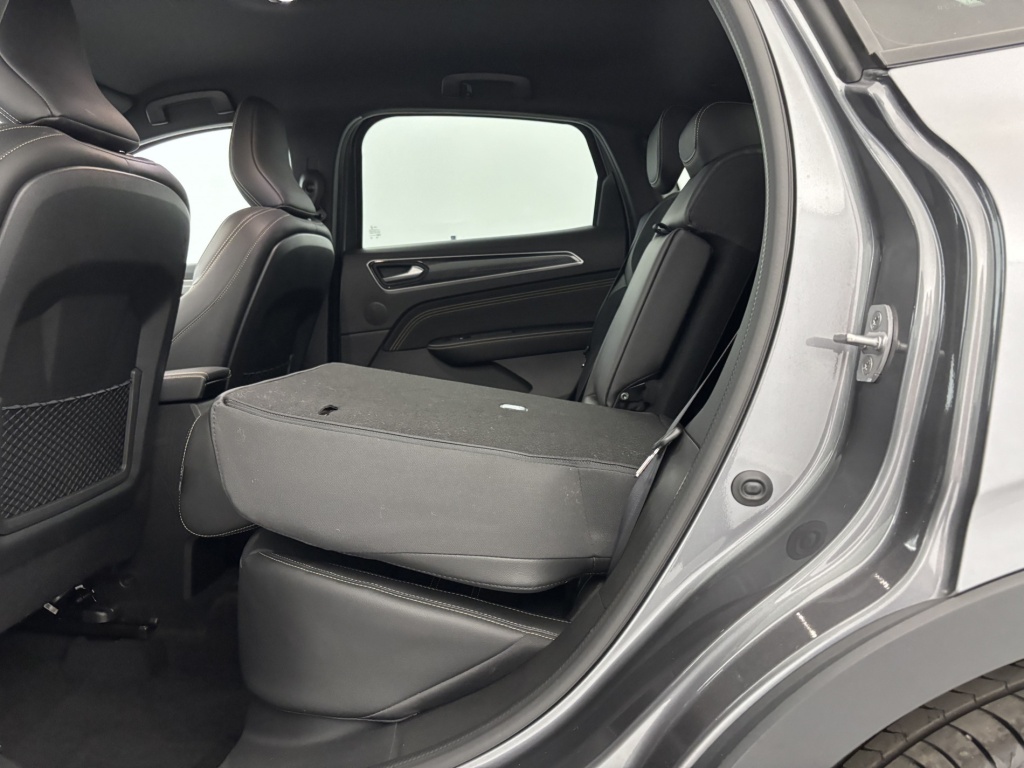 RENAULT Arkana Engineered E-Tech hybride 145 22 - ref: 6-2971x253318 - Photo 11