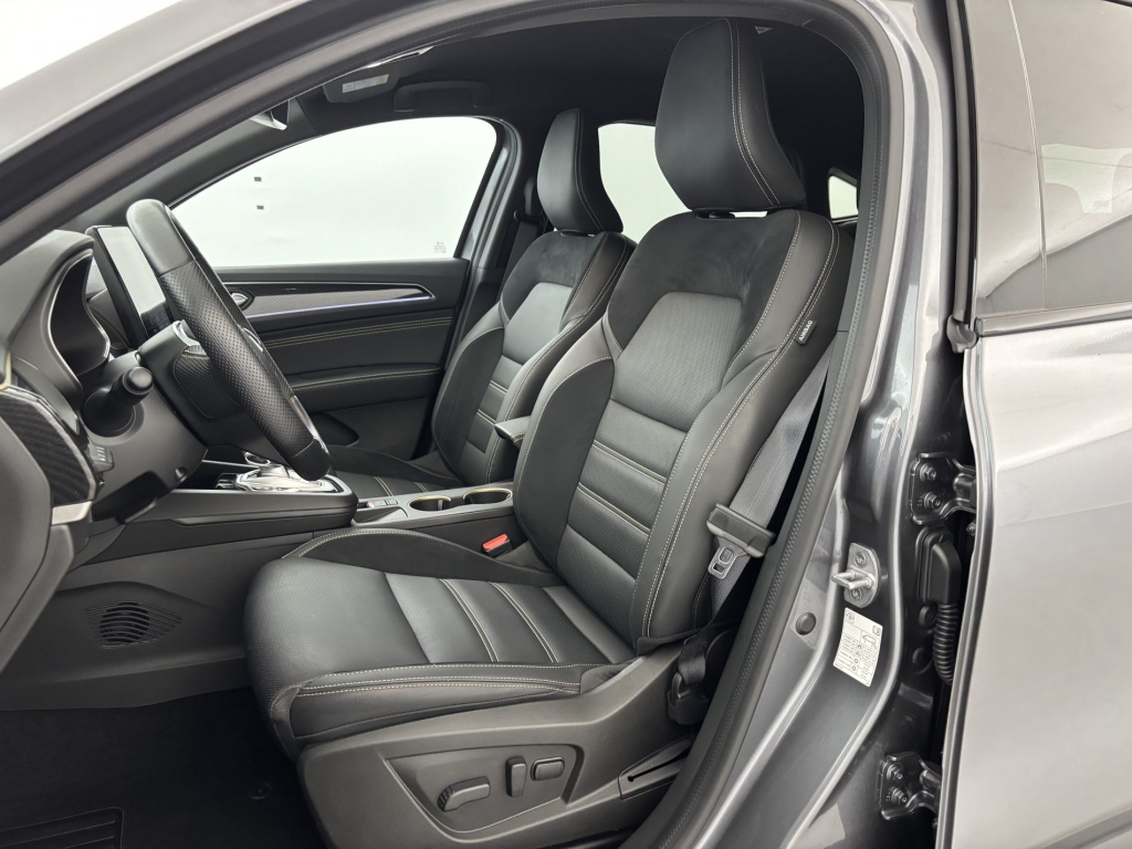 RENAULT Arkana Engineered E-Tech hybride 145 22 - ref: 6-2971x253318 - Photo 13
