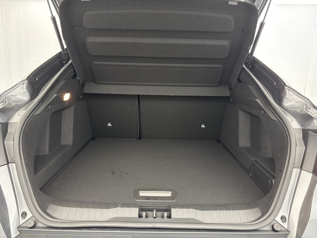 RENAULT Arkana Engineered E-Tech hybride 145 22 - ref: 6-2971x253318 - Photo 9
