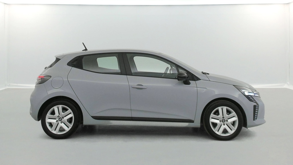 RENAULT Clio Evolution E-Tech full hybrid 145 - ref: 6-2971x255247 - Photo 6