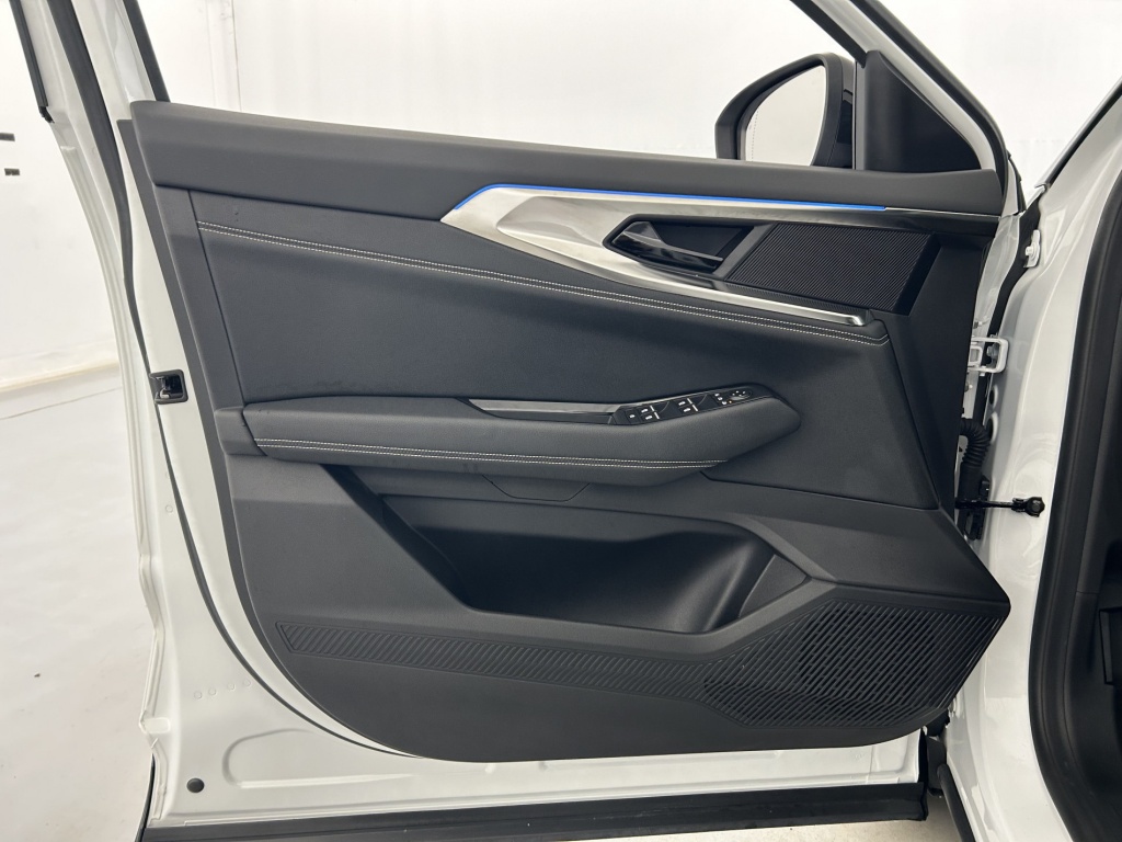 RENAULT Austral Techno E-Tech hybrid 200 - ref: 6-2971x255403 - Photo 11