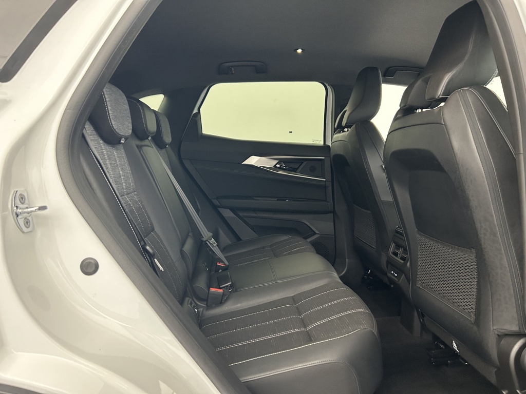 RENAULT Austral Techno E-Tech hybrid 200 - ref: 6-2971x255403 - Photo 16