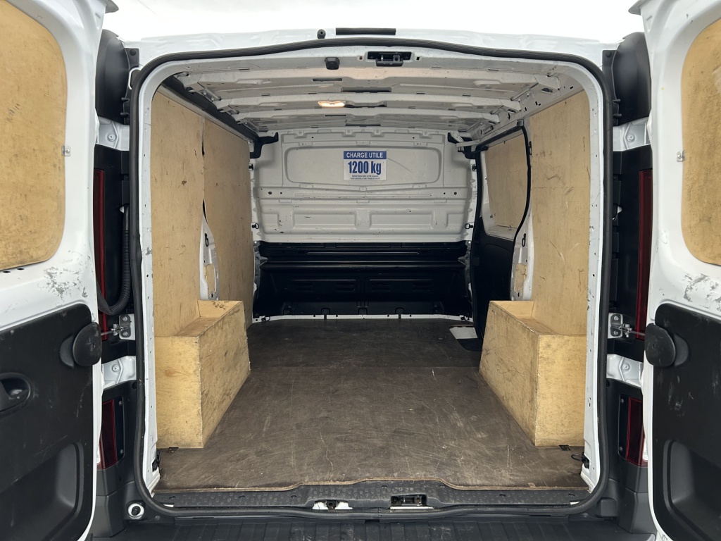 RENAULT Trafic ADVANCE FG BLUE DCI 130 L1H1 3T GSR2 - ref: 6-2971x257658 - Photo 18