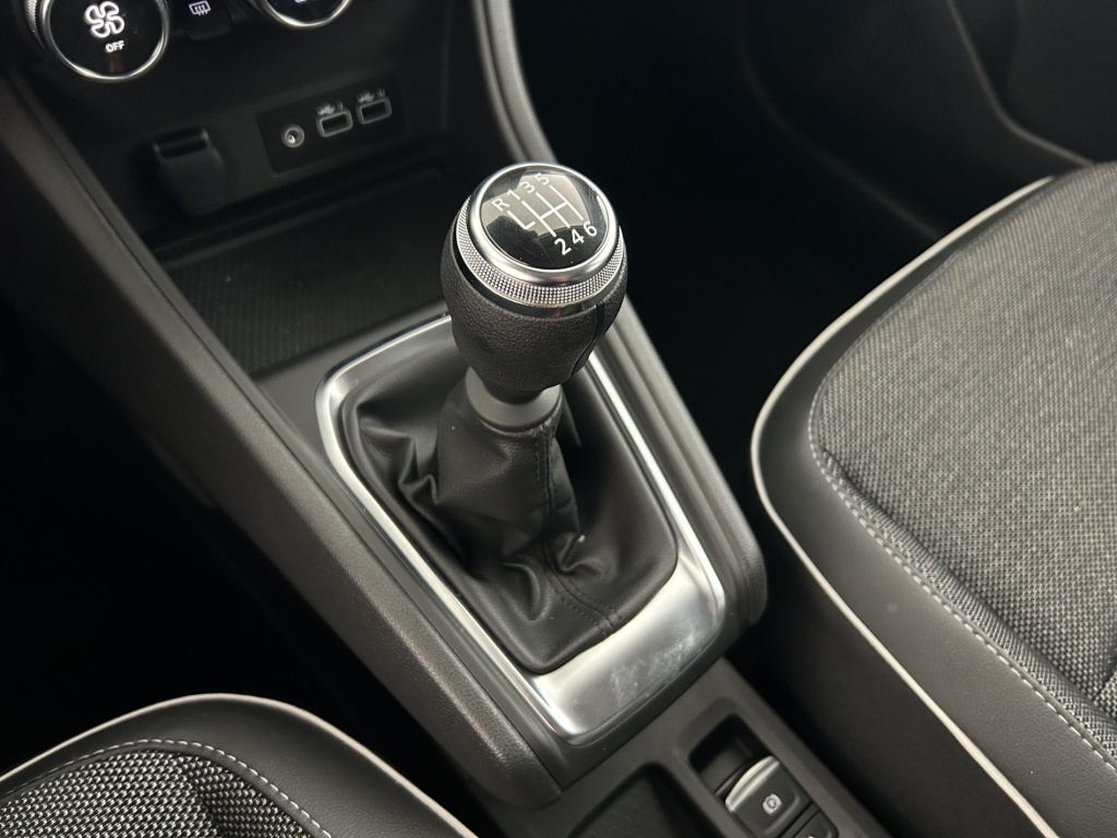RENAULT Captur Techno TCe 90 - ref: 6-2971x257758 - Photo 13