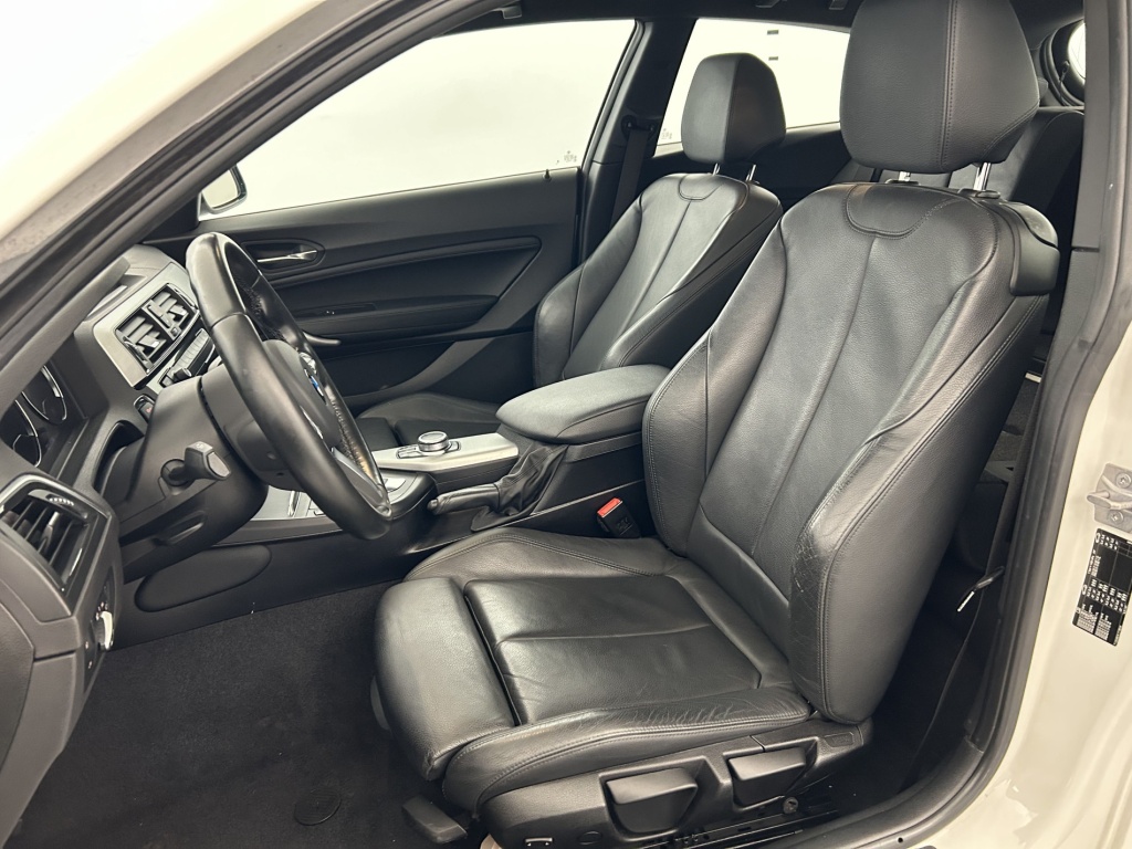 BMW Serie 1 M Sport Ultimate 116d 116 ch BVA8 - ref: 6-2971x262422 - Photo 9
