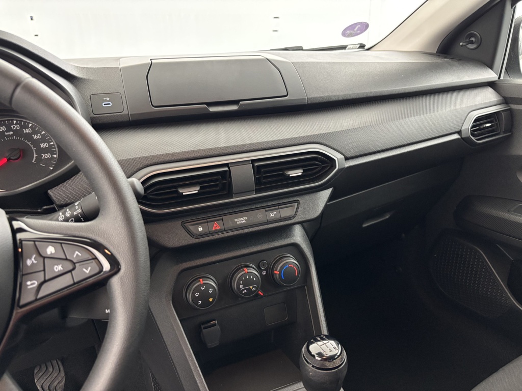 DACIA Sandero Essential SCe 65 GSR2 - ref: 6-2971x262630 - Photo 12