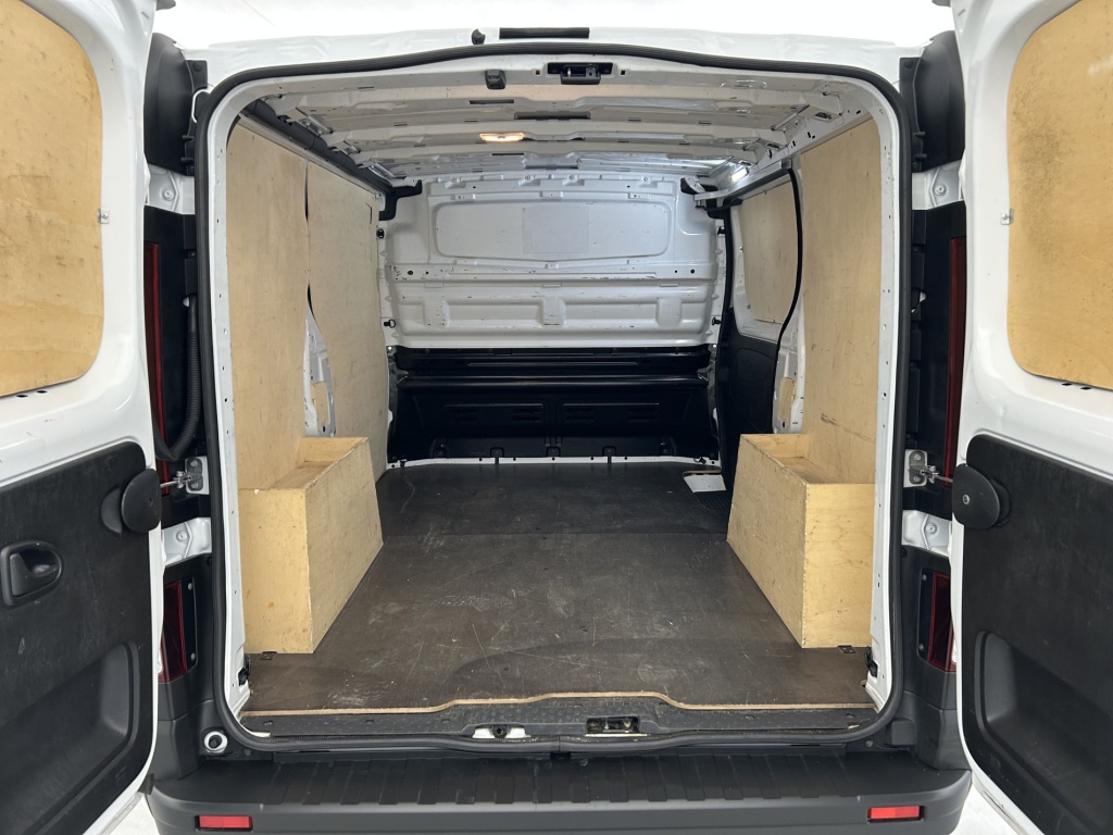 RENAULT Trafic ADVANCE FG BLUE DCI 130 L1H1 3T GSR2 - ref: 6-2971x262633 - Photo 18
