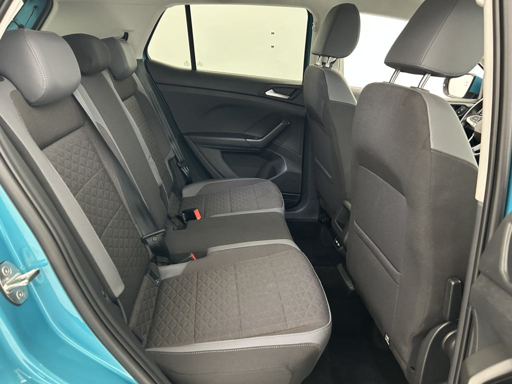 VOLKSWAGEN T-Cross R-Line Tech 1.0 TSI 110 Start/Stop DSG7 - ref: 6-2971x263274 - Photo 16