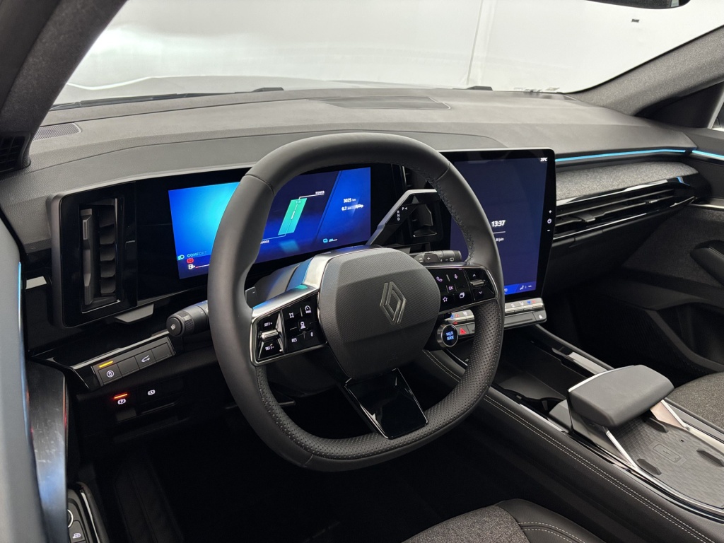 RENAULT Espace Techno E-Tech full hybrid 200 GSR2 - ref: 6-2971x263827 - Photo 10