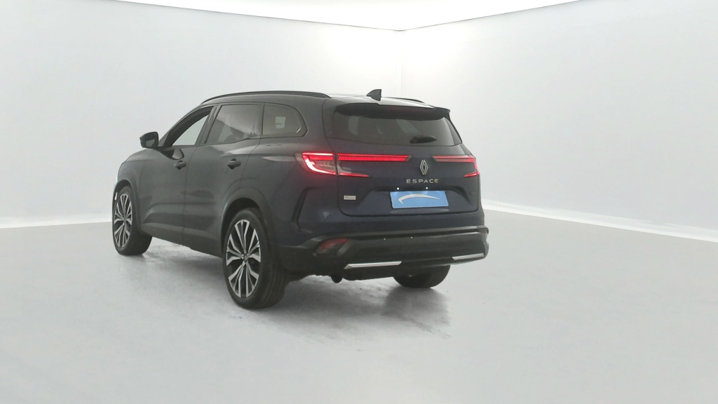 RENAULT Espace Iconic E-Tech hybrid 200 - ref: 6-2971x263924 - Photo 3