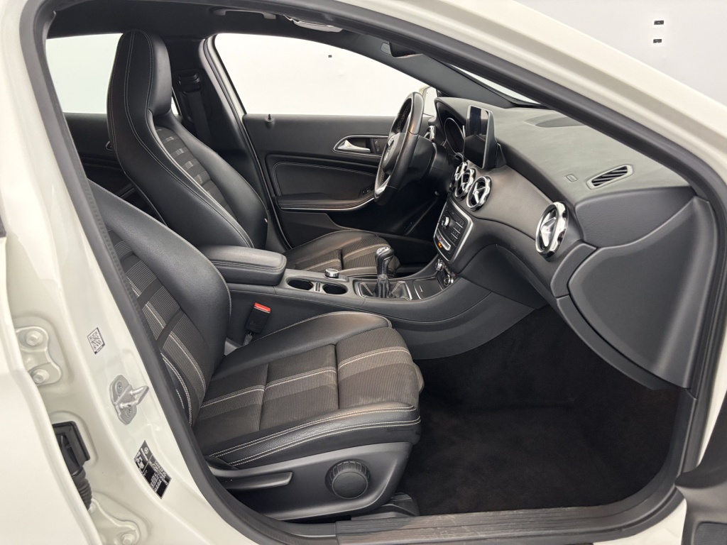 MERCEDES GLA Sensation 180 d - ref: 6-2971x264861 - Photo 14