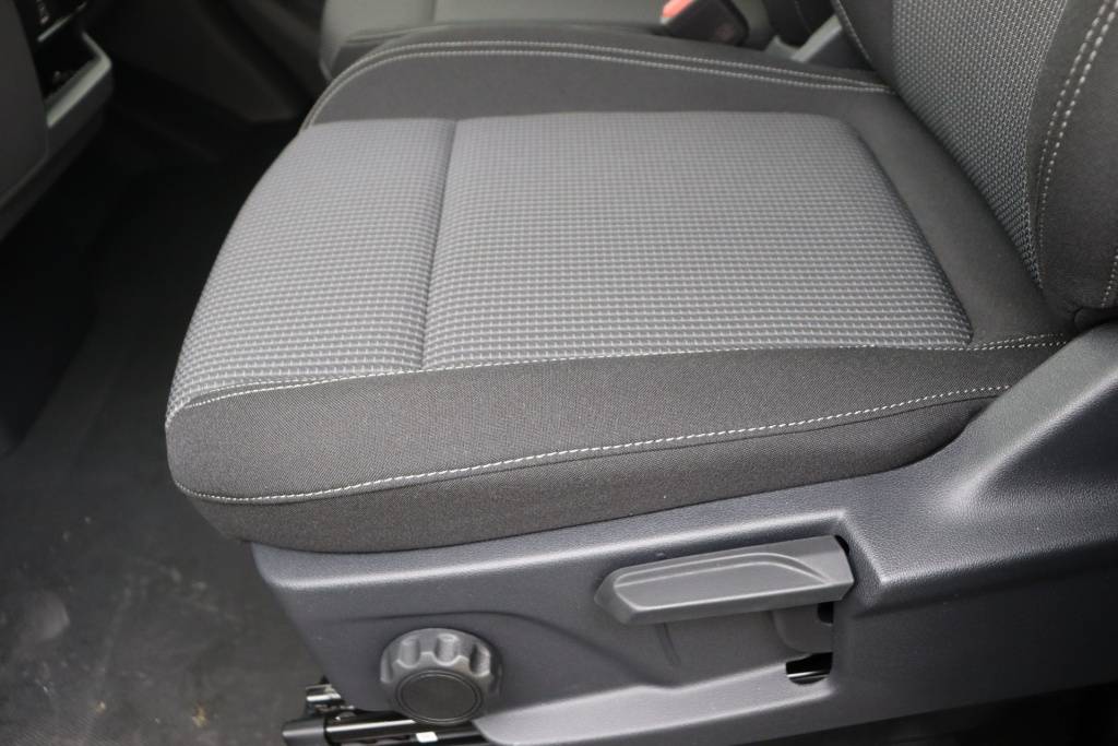 VOLKSWAGEN Transporter T7 LWB 3,1t 2.0 TDI DSG 170 hp - ref: 7-27117 - Photo 16