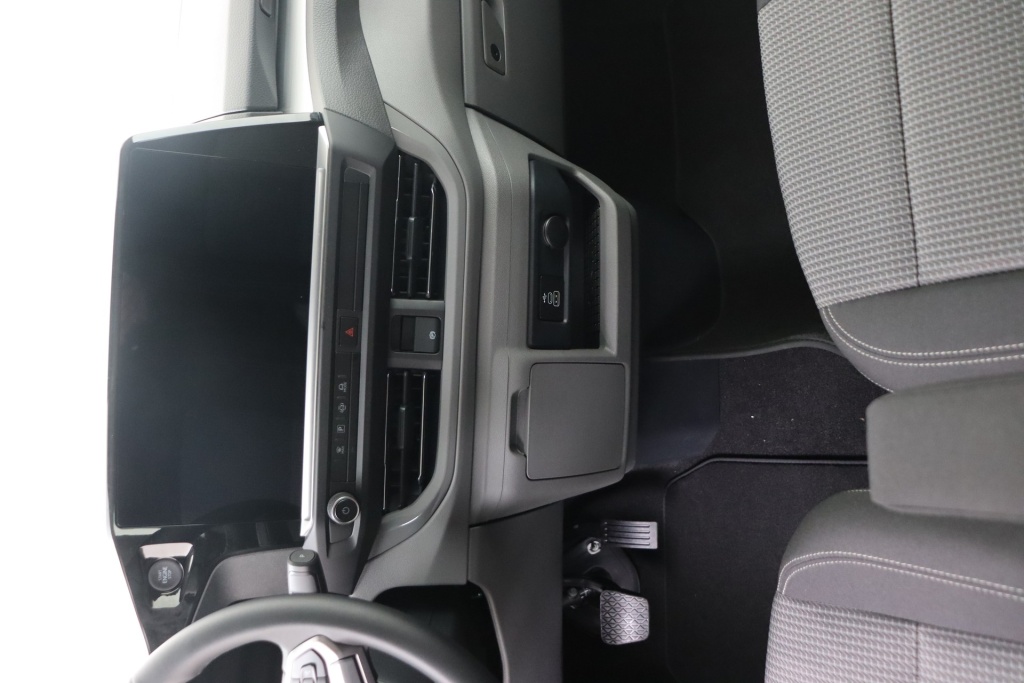 VOLKSWAGEN Transporter T7 Double cabine 3500 mm 2,0 TDI 170 hp 4MOTION Aut. - ref: 7-37775 - Photo 12