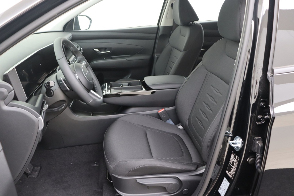 HYUNDAI Tucson Feel + Winter pack 1,6 T-Gdi 252 hp A6 PHEV 2WD - ref: 7-46248 - Photo 13