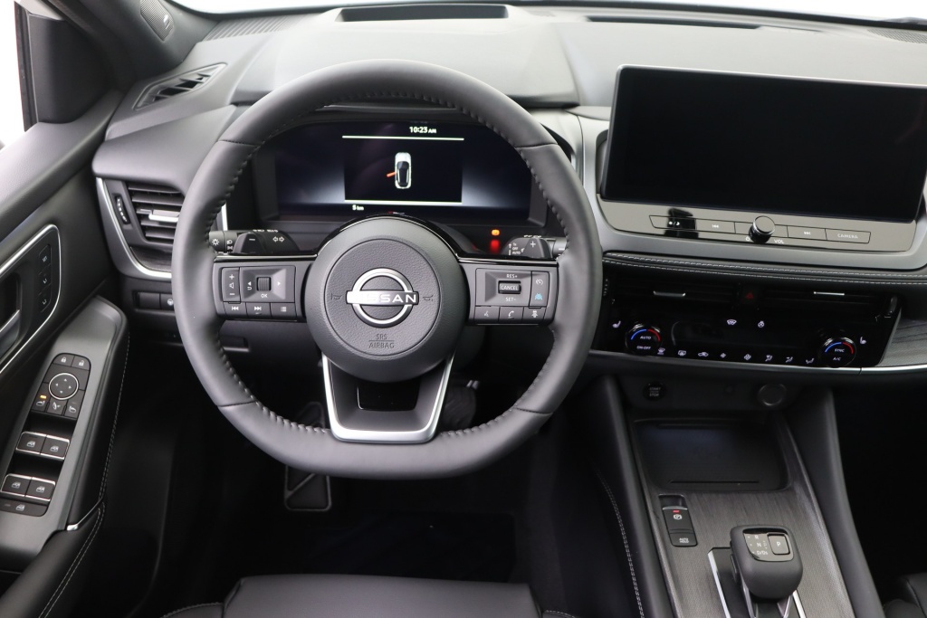 NISSAN Qashqai Tekna 1.3 158 hp CVT 2WD - ref: 7-48704 - Photo 11
