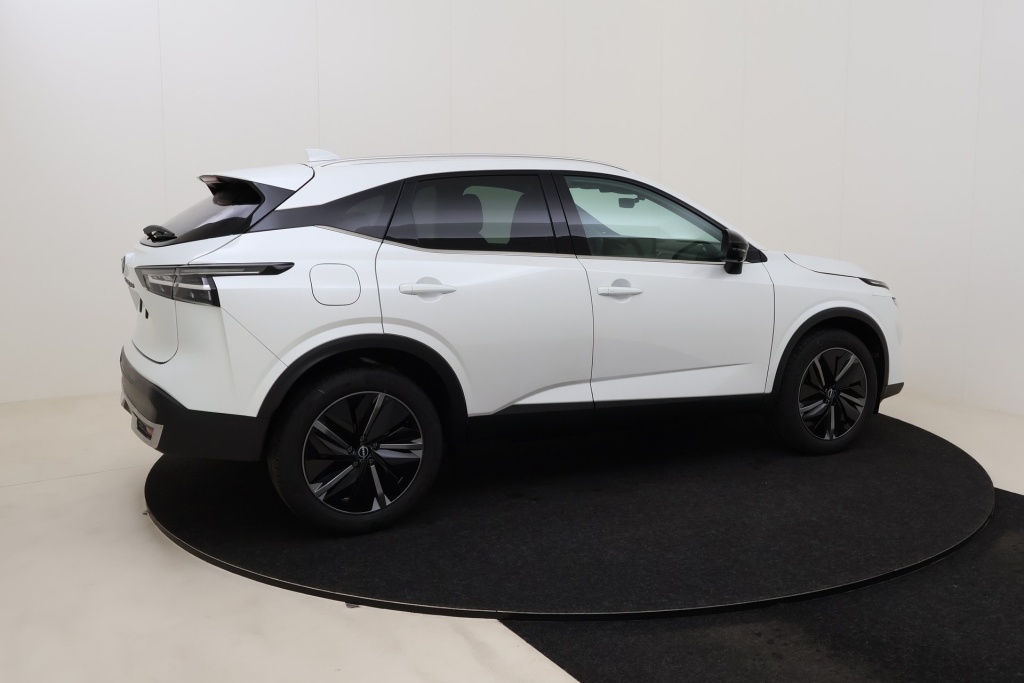 NISSAN Qashqai Tekna 1.3 158 hp CVT 2WD - ref: 7-48704 - Photo 5