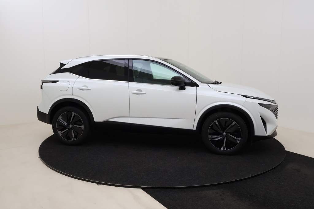 NISSAN Qashqai Tekna 1.3 158 hp CVT 2WD - ref: 7-48712 - Photo 4