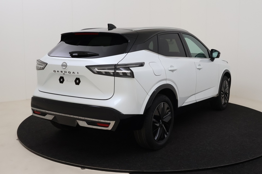 NISSAN Qashqai Tekna Plus 2Tone 1.3 158 hp CVT 2WD - ref: 7-49953 - Photo 6