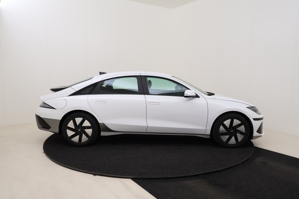 HYUNDAI Ioniq Core 53 kWh 148 - ref: 7-50954 - Photo 4