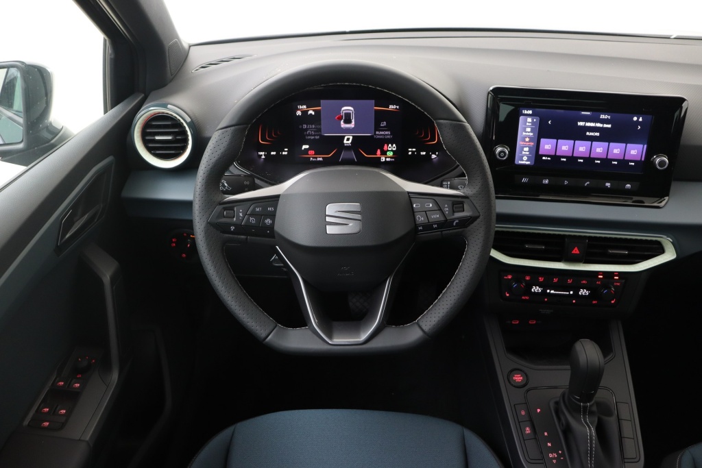 SEAT Arona Play Plus 1,0 TSI 115 hp DSG7 - ref: 7-52443 - Photo 11