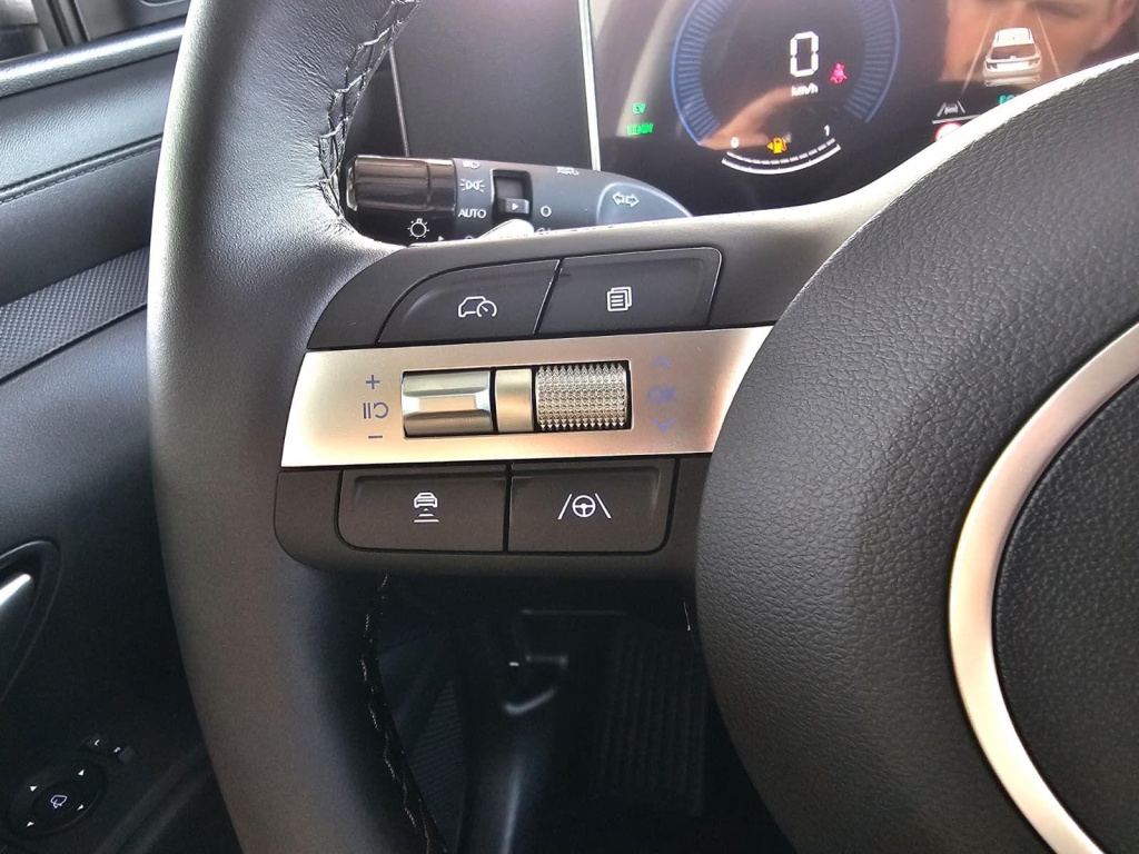 HYUNDAI Tucson E-Motion 1.6 T-GDi Hybrid (HEV) 2WD - ref: 7-52655 - Photo 16